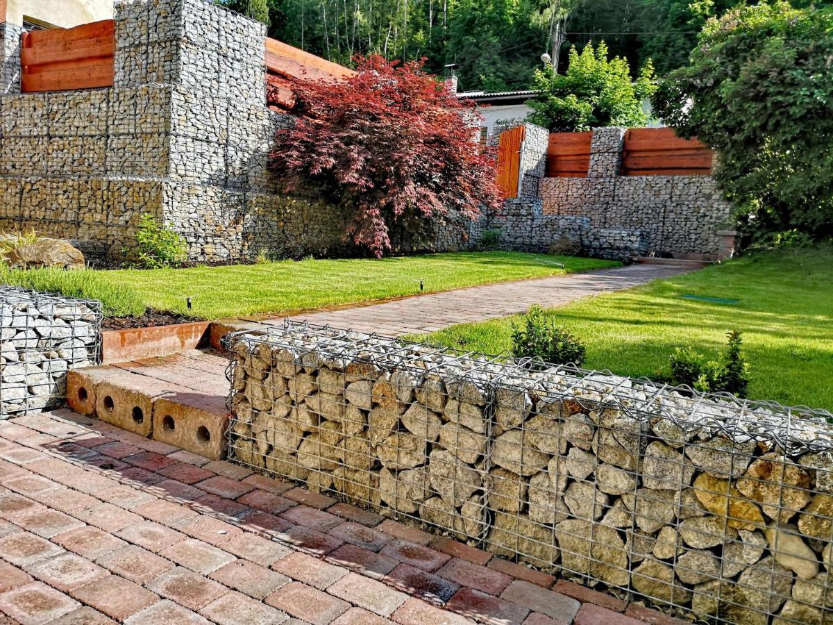 Villa Prazdninovy Dum Valdik à Loket Extérieur photo